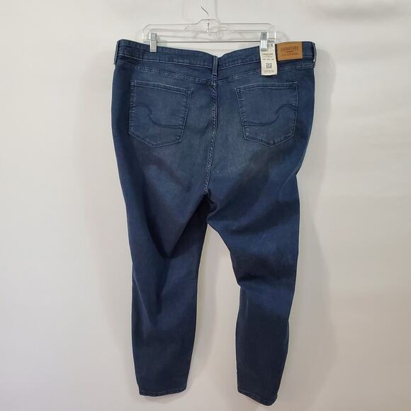 Signature Levi Strauss Jeans Women's 24 Short Skinny Stretch NWT - Picture 14 of 15